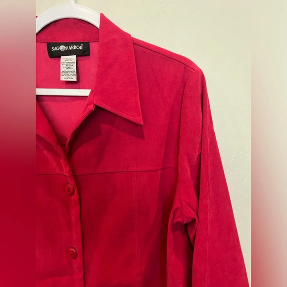 Sag Harbor size 12 pink suede like button down top - Picture 5 of 7